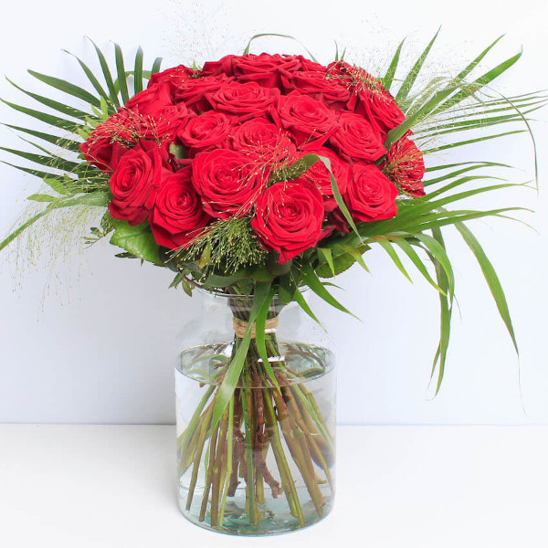 luxury two dozen red roses2 luxury two dozen red roses2